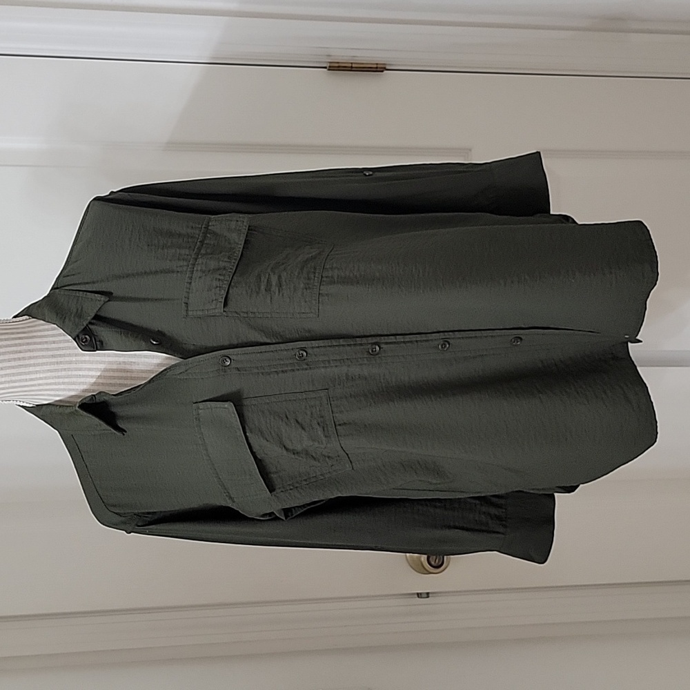 Banana Republic, Size XS Dark Army Green Utility Long Sleeve Shirt